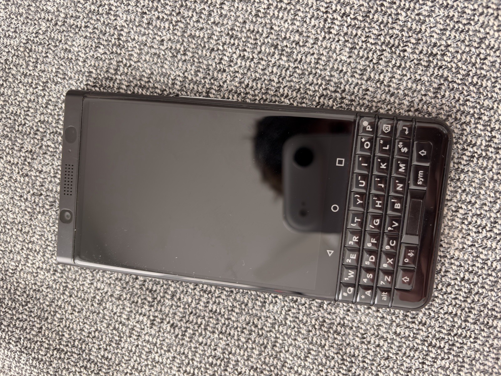BlackBerry KEYone 64GB Android Black – AT&T Model