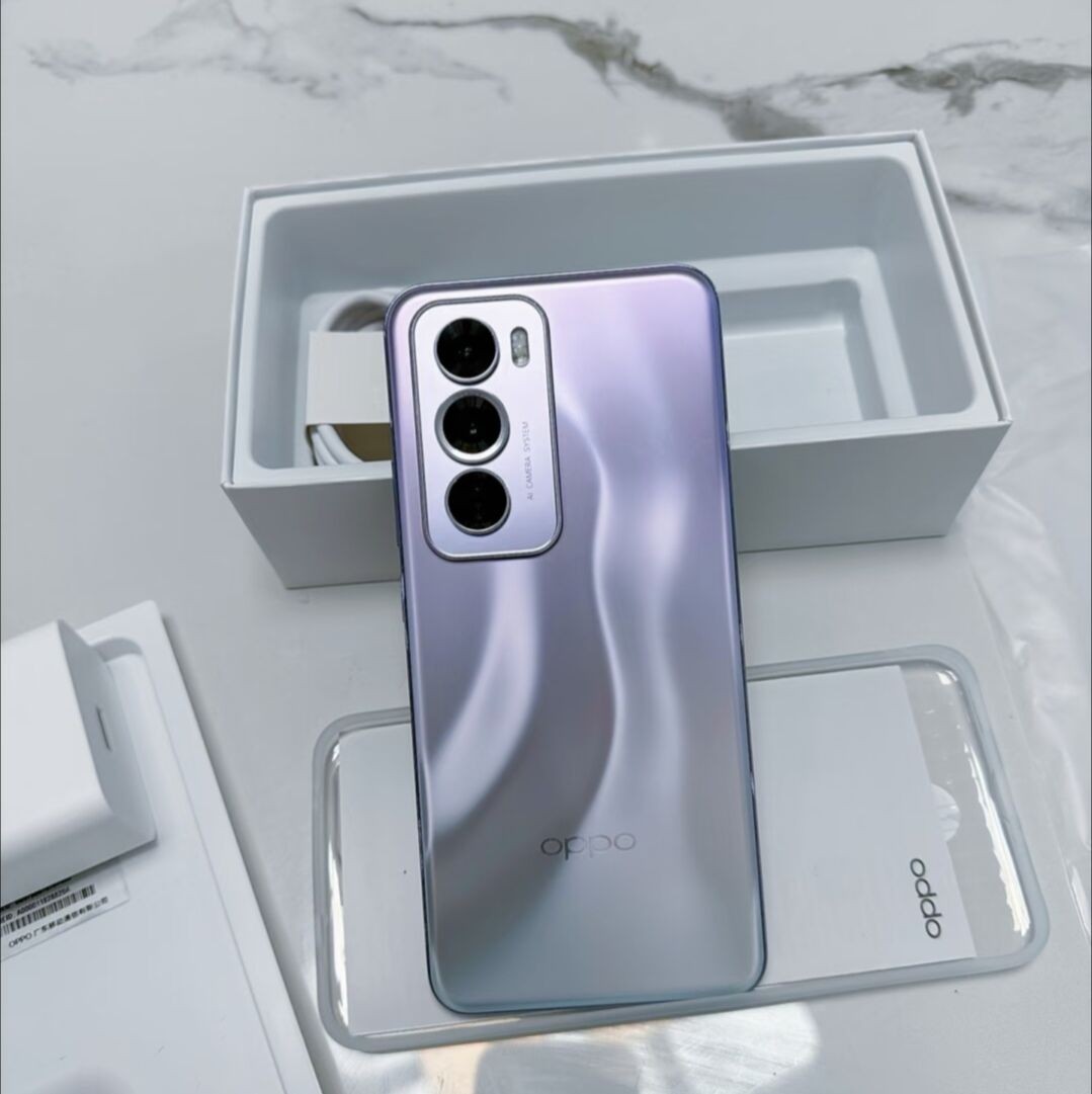 Oppo Reno12 Pro 5G 6.7″ 50MP Android 14 Google Mediatek Dimensity 7300 Energy