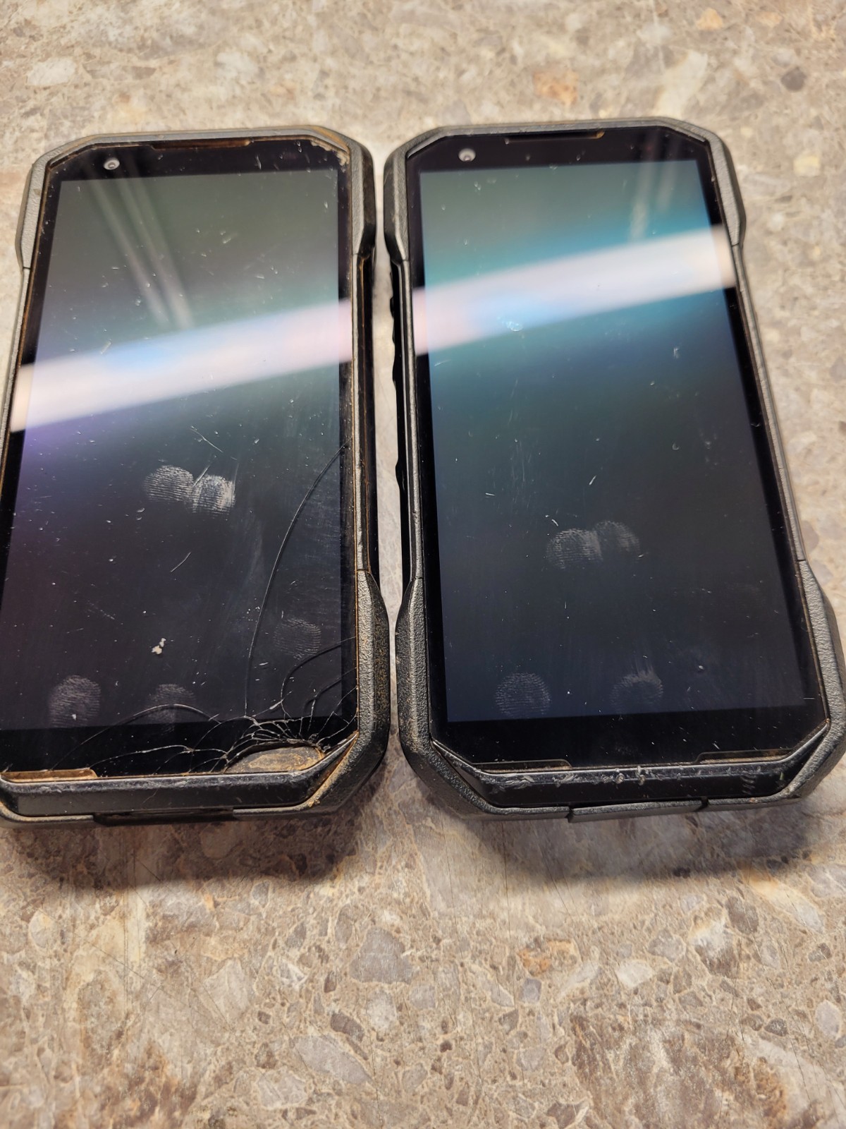 Lot of 2 Kyocera Duraforce Pro 3 – E7200 Black – 128GB – Verizon FOR PARTS