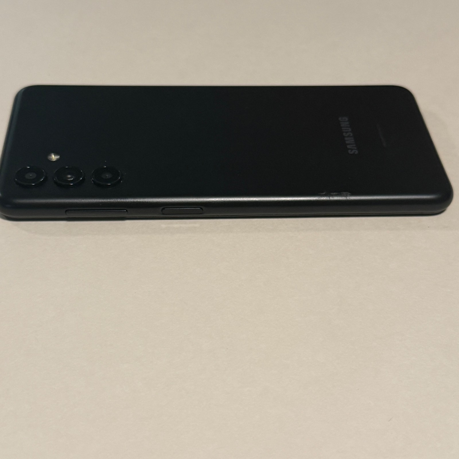 Samsung Galaxy A13 5G – 32gb SM-A136U Black (T-Mobile + Unlocked) Near Mint