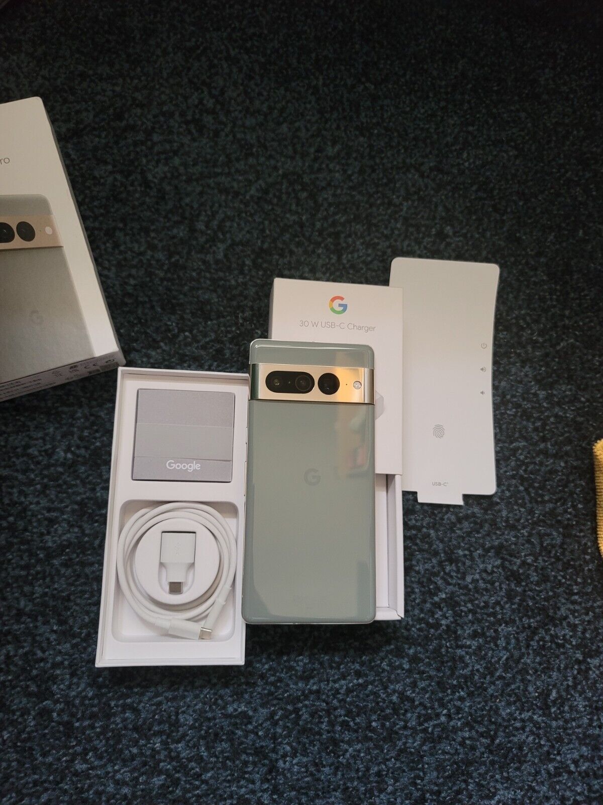 Unlocked Google Pixel 7 Pro 5G 128GB/256GB 6.7″ Hazel/Obsidian/Snow New Sealed