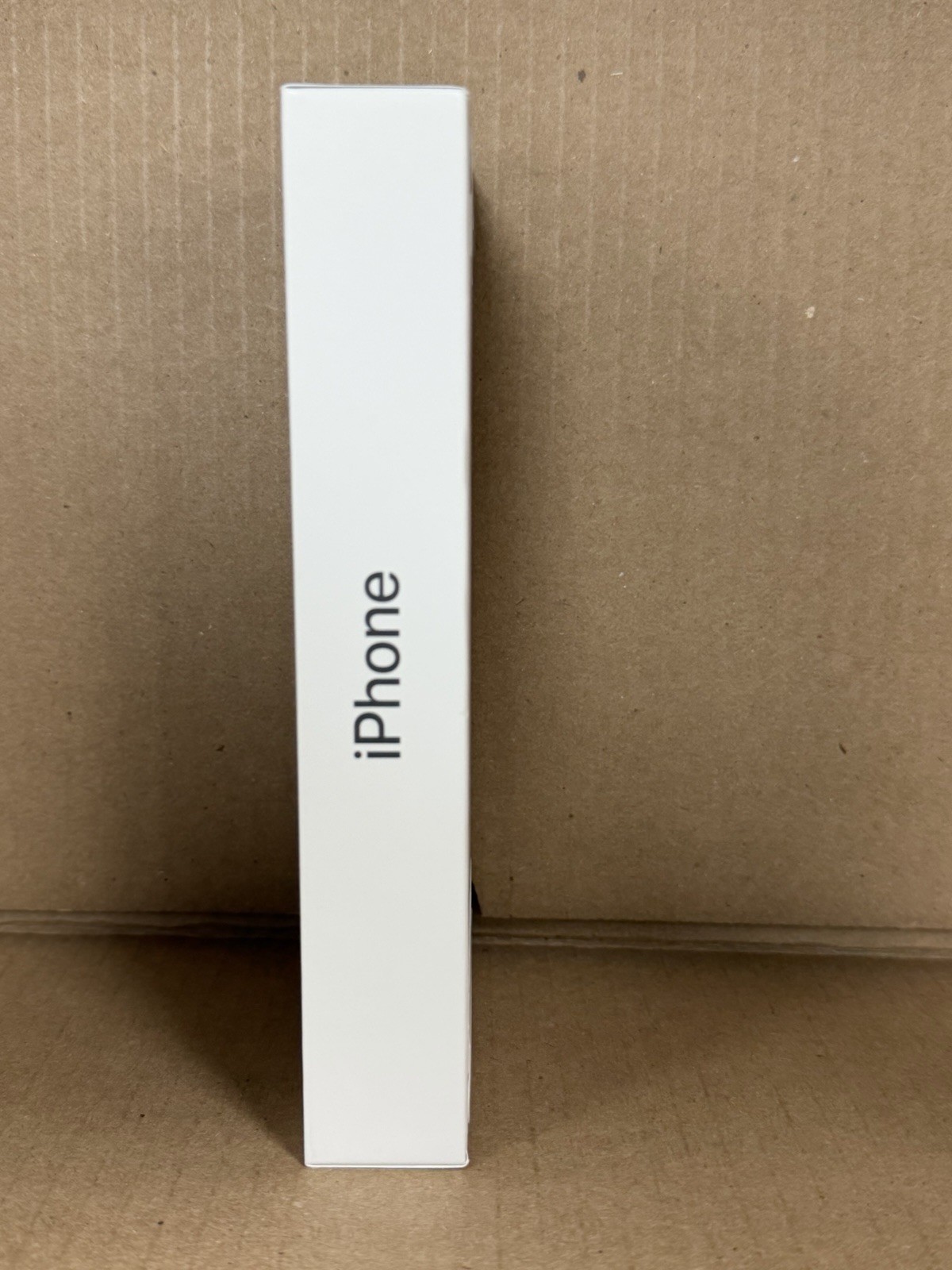 Apple iPhone 17 – 256GB Black (Verizon) Smartphone BRAND NEW SEALED 1 YEAR WRNTY