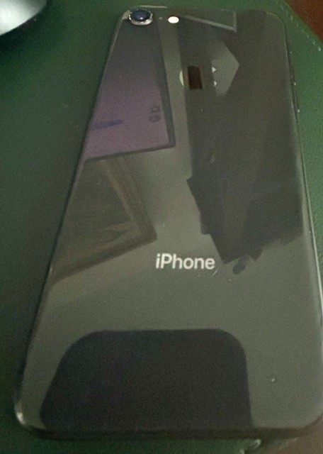 Apple iPhone 8 A1863 64GB Space Gray *No SIM* w/Battery 100%