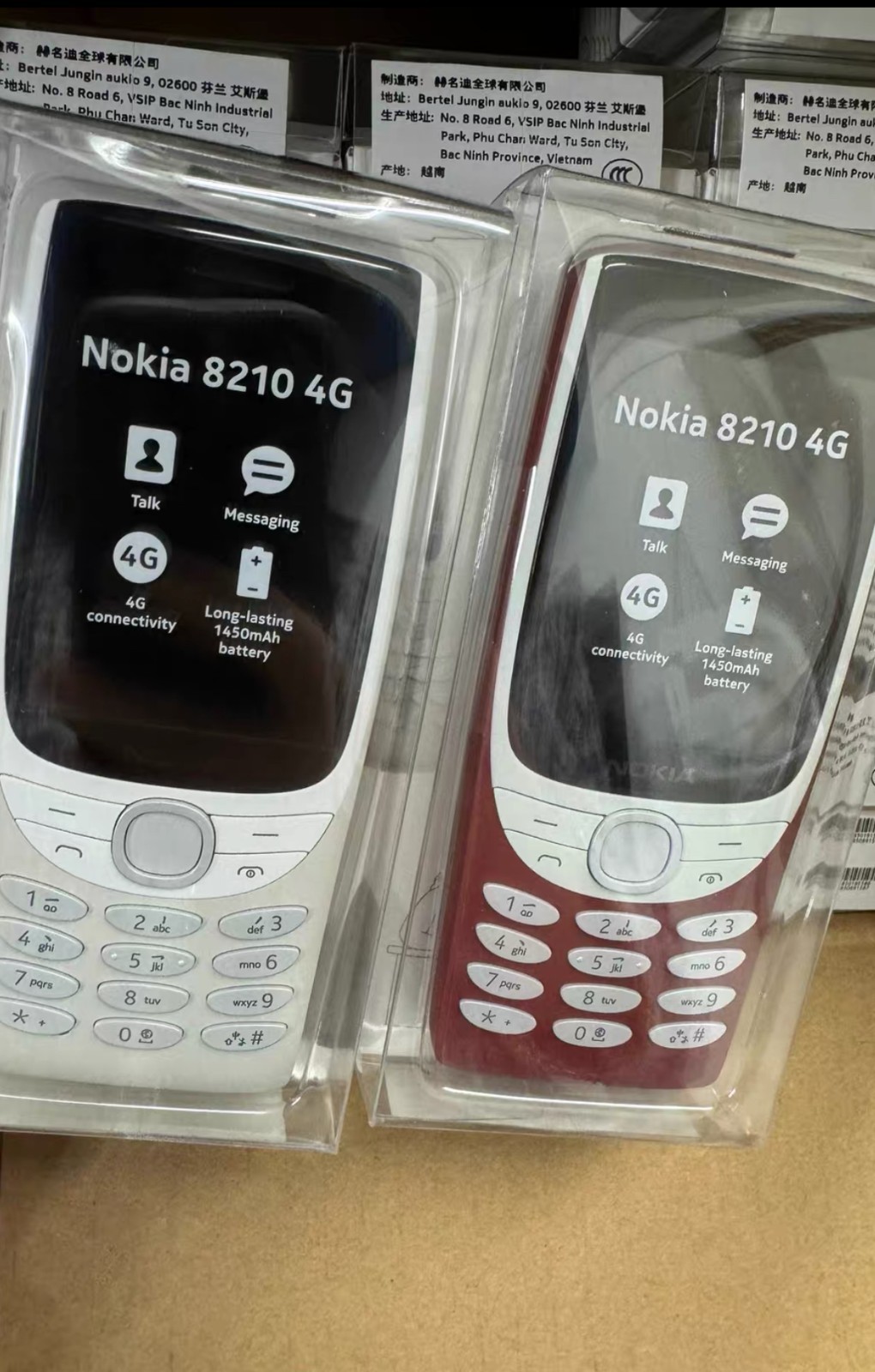 Nokia 8210 4G Unlocked Volte with Dual SIM Display Feature Phone +1year warranty