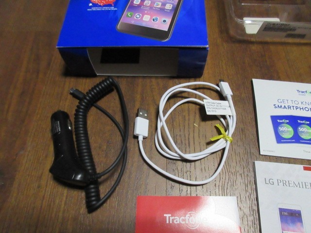 TracFone LG Premier Pro LML413DL Phone and Accessories