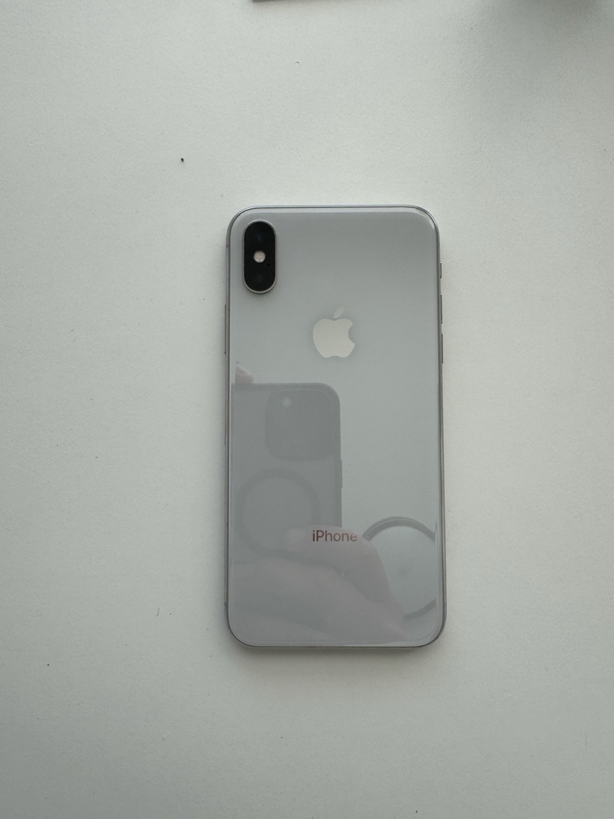 Apple iPhone X Silver 256GB Smartphone A1865 MQCP2LL/A 5.8″ Display