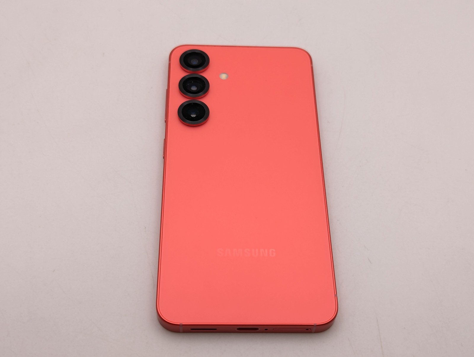 Samsung Galaxy S25 S931U1 256GB | Coral red | UNLOCKED – US