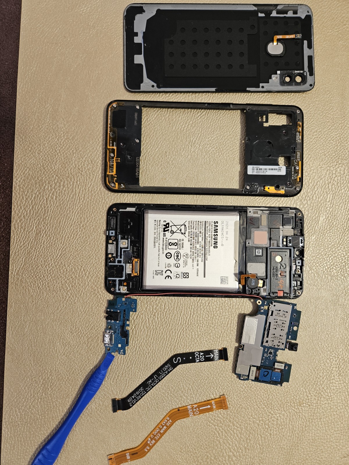 Samsung Galaxy A20 SM-A205U1 – 32GB (Factory Unlocked) CLEAN IMEI For Parts