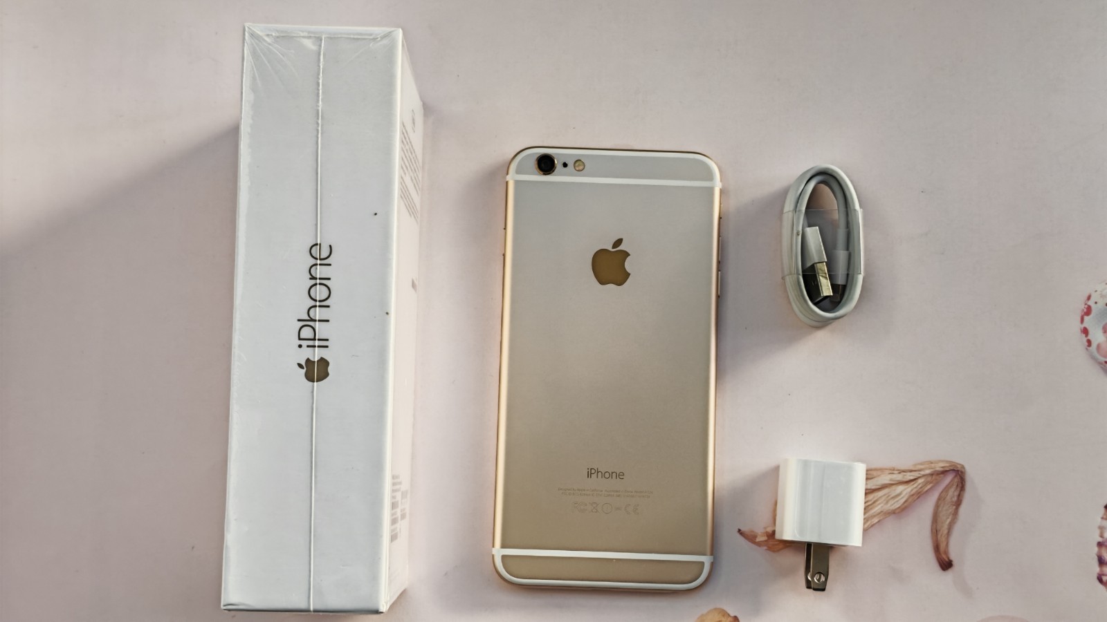 Apple iPhone 6 Plus Unlocked – 16 GB/ 64 GB/128 GB – Gold Silver Gray