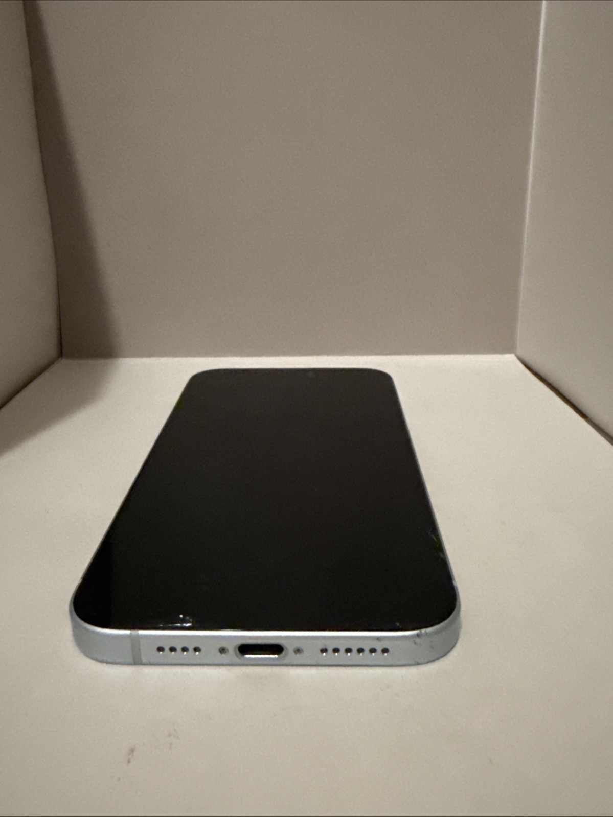 Apple iPhone 15 Plus (FOR PARTS ONLY)