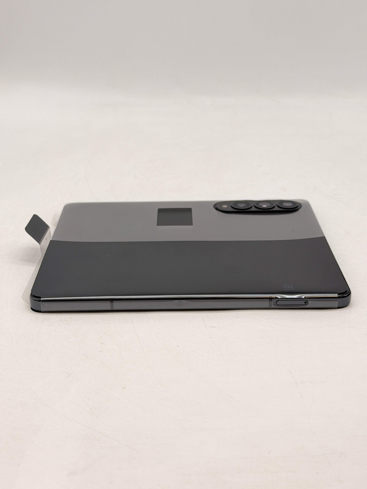 Unlocked Samsung Galaxy Z Fold4 7.6″ SM-F936U1 256GB Phantom Black – Excellent