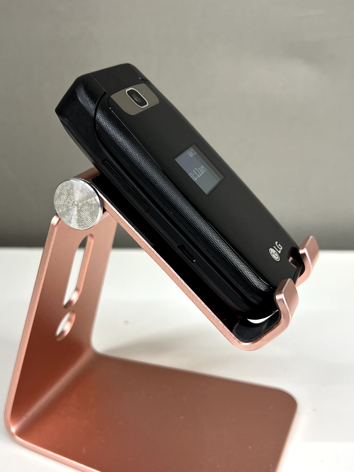 LG B460 (True) Flip Phone — Simple GSM Phone — 256 MB Memory