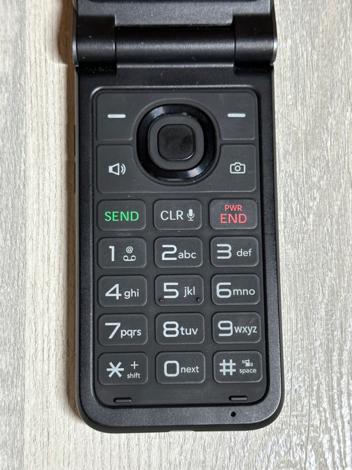 LG Classic Flip Wine 2 8GB Verizon/US Cellular LTE Flip Phone LM-Y120QM Gray