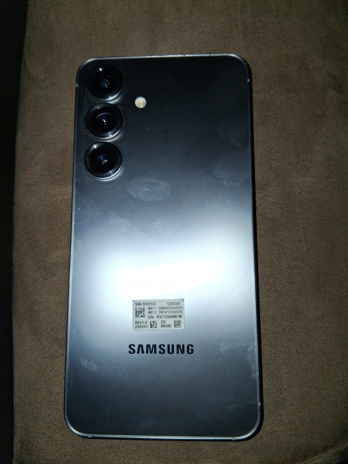 Samsung Galaxy S25 – SM-S931U – 128GB – Titanium Silver (LOCKED – SPECTRUM)
