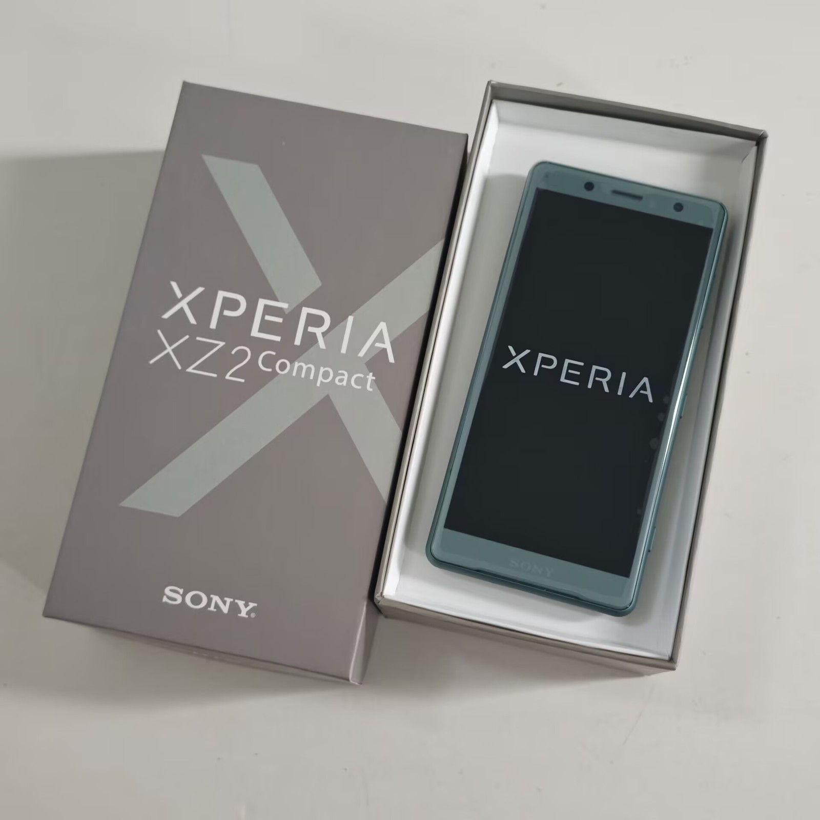 Sony Xperia XZ2 Compact H8324, H8314, SO-05K 4+64GB 4colors Global Unlocked