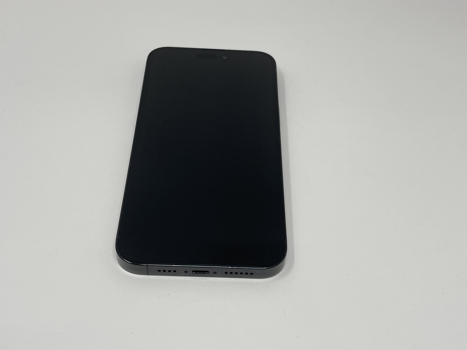 Apple iPhone 14 Pro Max 1TB Unlocked A2651 Space Black MQ923LL/A Used