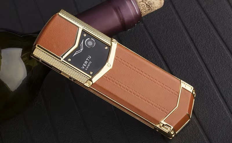 V9 Metal Luxury Bar Phone K9 Dual SIM Bluetooth Dialer Invisible Keyboard
