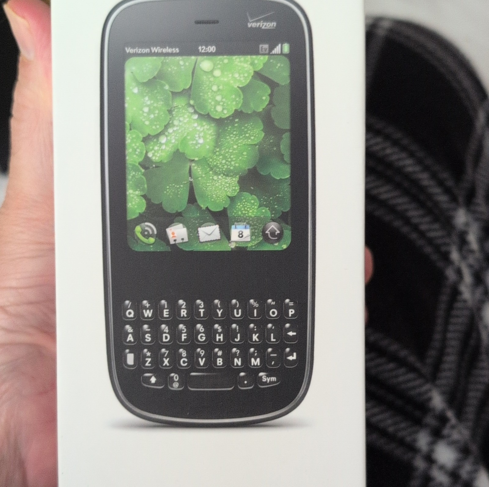 Palm Pixi Plus Verizon CDMA 1900 Black QWERTY Bar Smartphone 5MP Camera