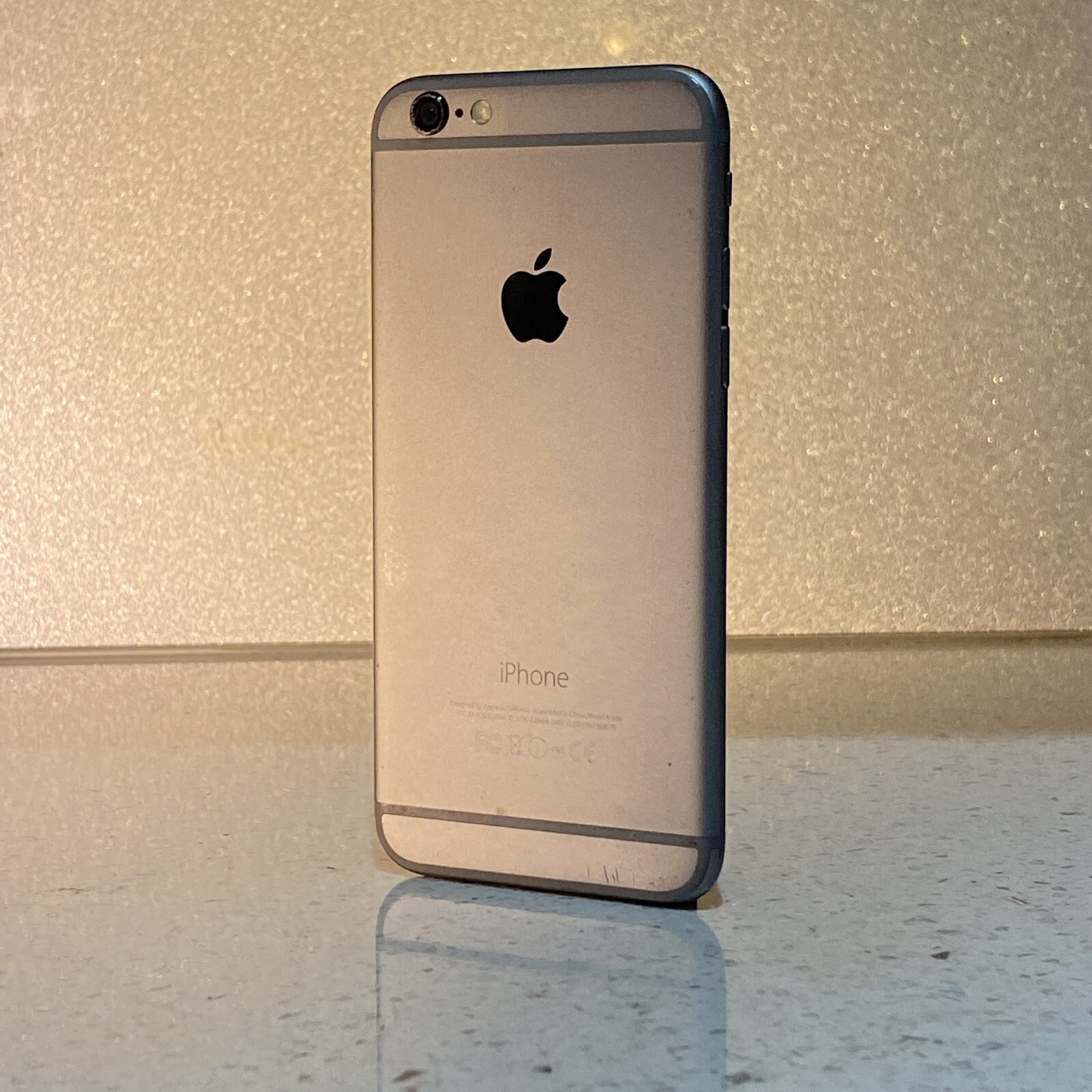 Apple iPhone 6 – 128GB – Grey A1688 (CDMA + GSM)/ DO