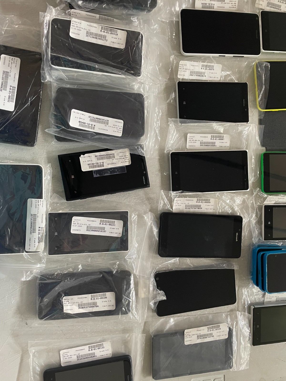 Lot of 37 : Unknown Carrier Nokia /Microsoft More Read description & View pics#