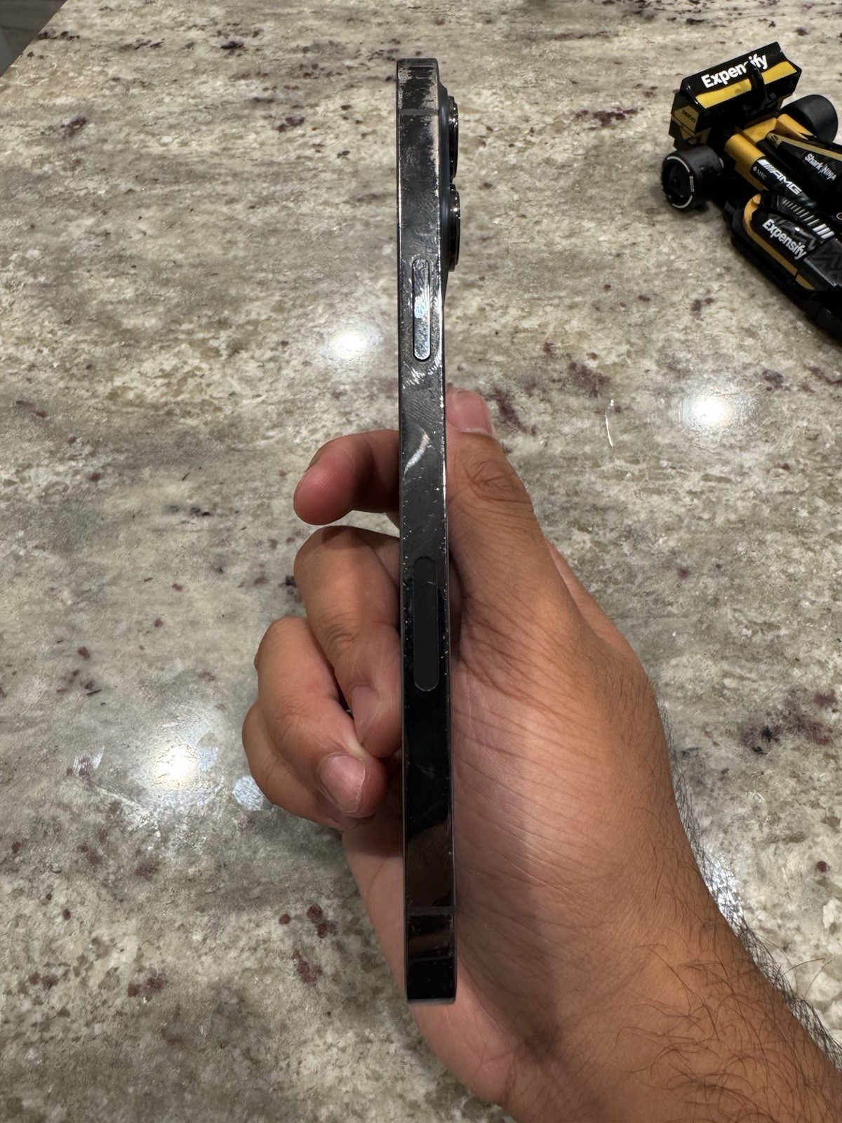 iPhone 13 Pro Max – Graphite – 128GB (UNLOCKED) (READ DESC)