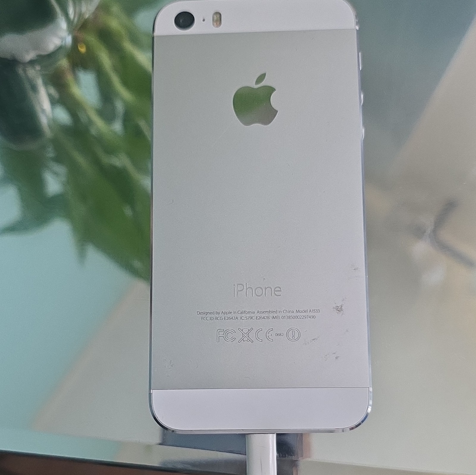 Apple iPhone 5s 16GB Silver A1533 iOS 8MP Wi‑Fi Bluetooth Bar