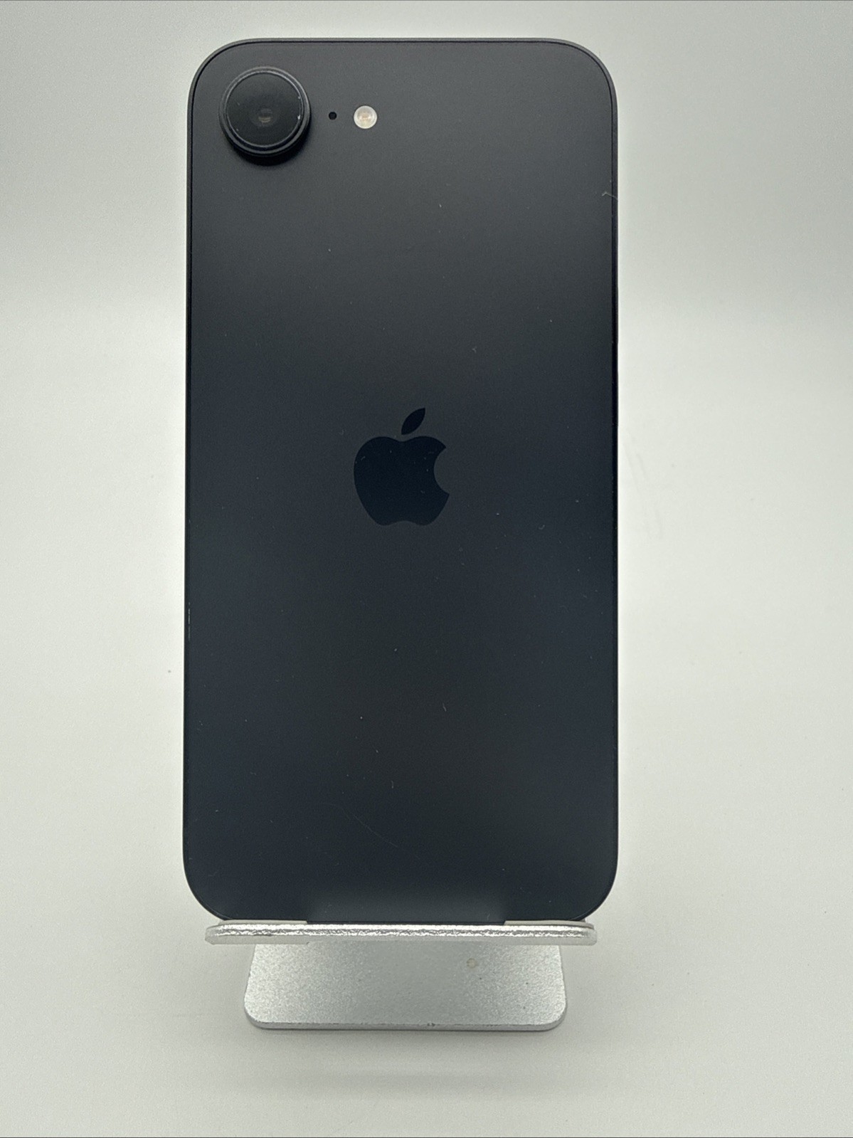 Apple iPhone 16E 128 GB Black – IC 🔒 – For Parts – Read Description
