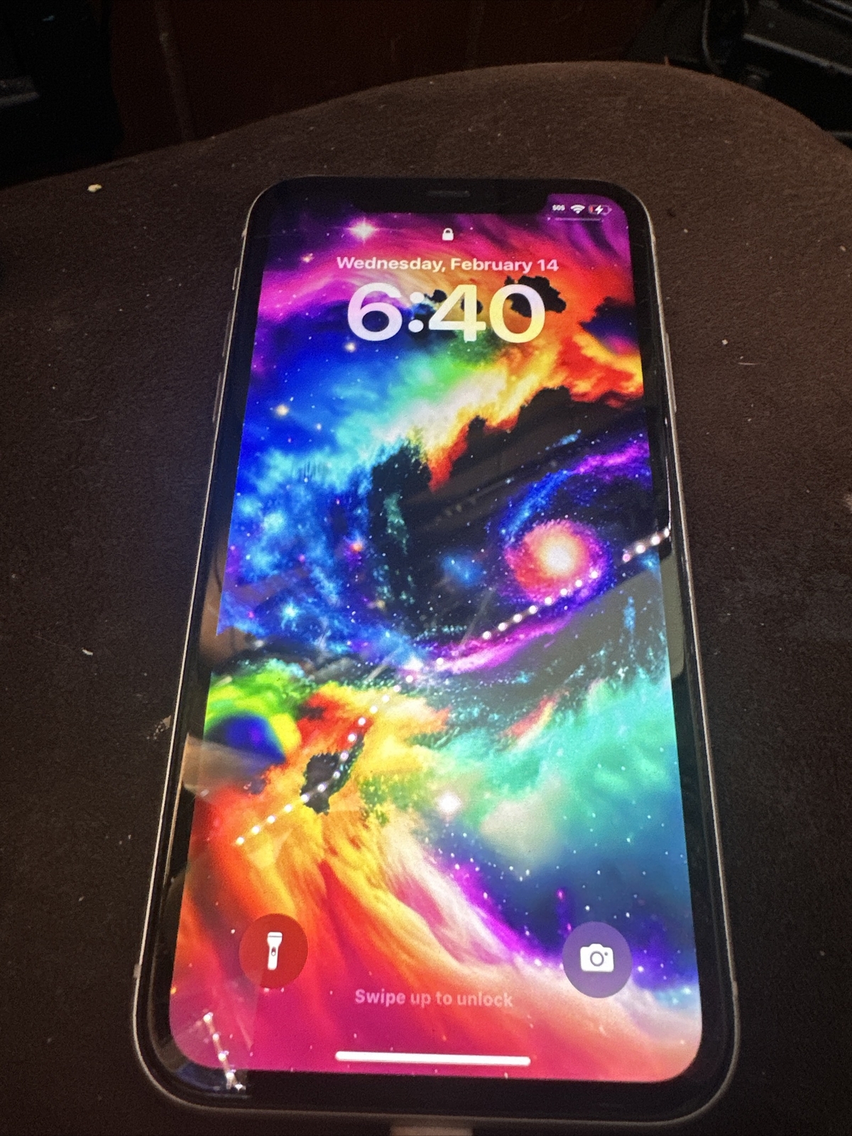 Apple iPhone 11 – 64GB – White (AT&T) (Cricket) A2160 (CDMA + GSM)