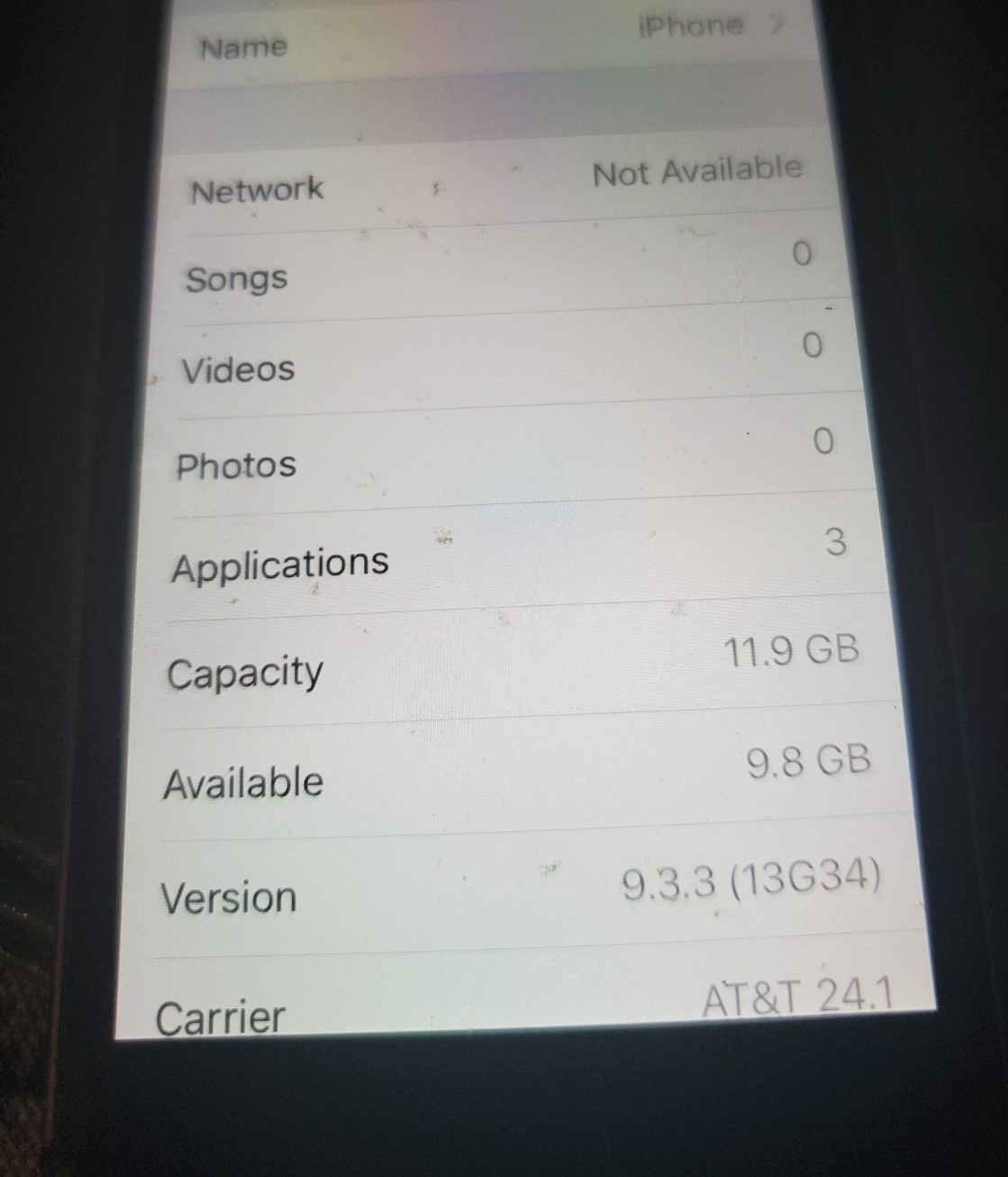 Apple iPhone AT&T-8GB A1533 – Black (Unlocked). Solid and works great!