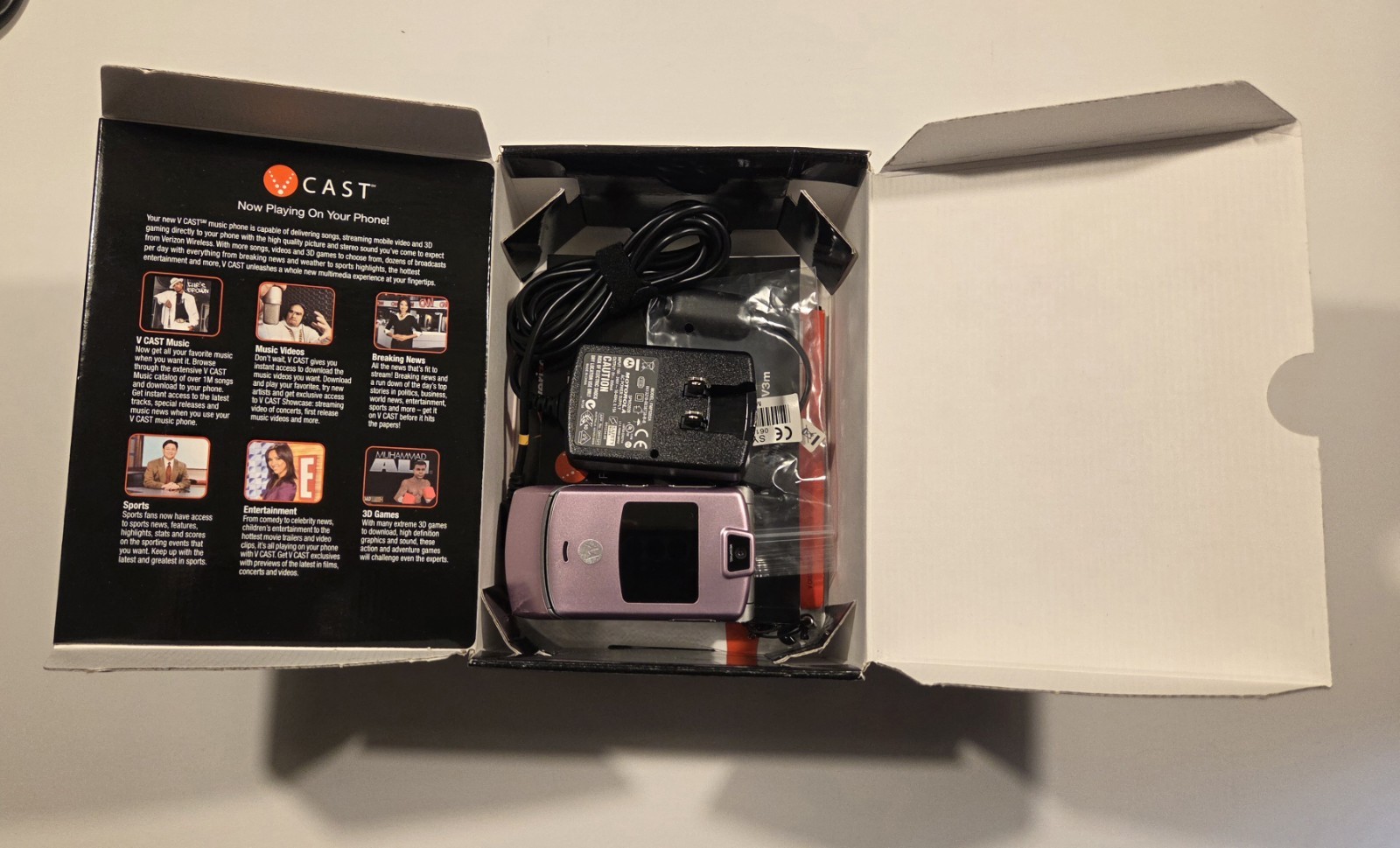 Motorola RAZR V3m Pink with Silver Vintage Rare Flip Phone Tested Works Megapix