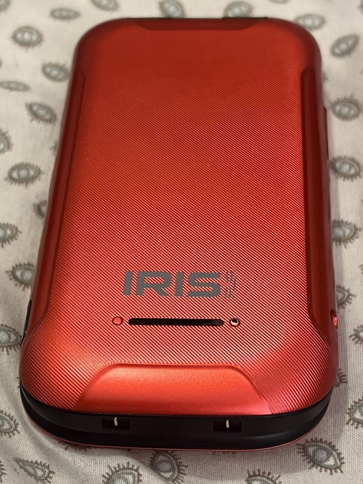 Iris Consumer Cellular eSim Flip Phone 8 Gig 5.0MP Camera 4G LTE