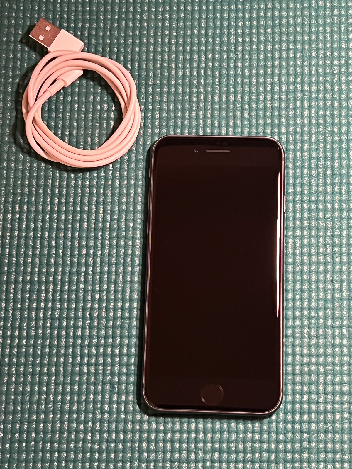 Apple iPhone 8 64GB Space Gray Unlocked Smartphone A1905 (GSM)