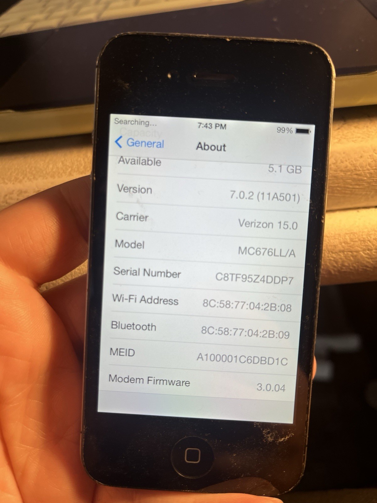 RARE Apple iPhone 4 16GB Black A1349 MC676LL/A Verizon With Box