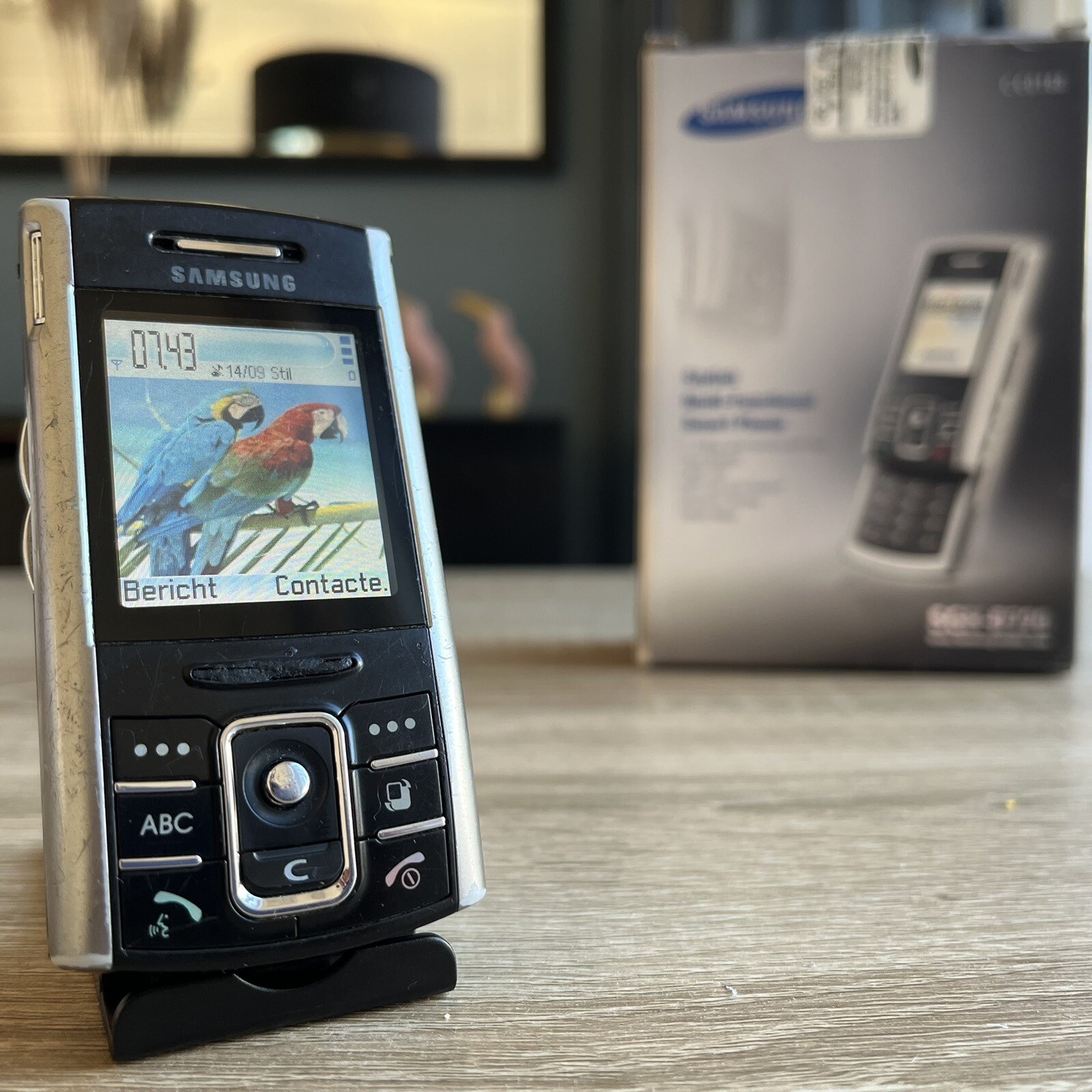 Samsung D720 Complete in box