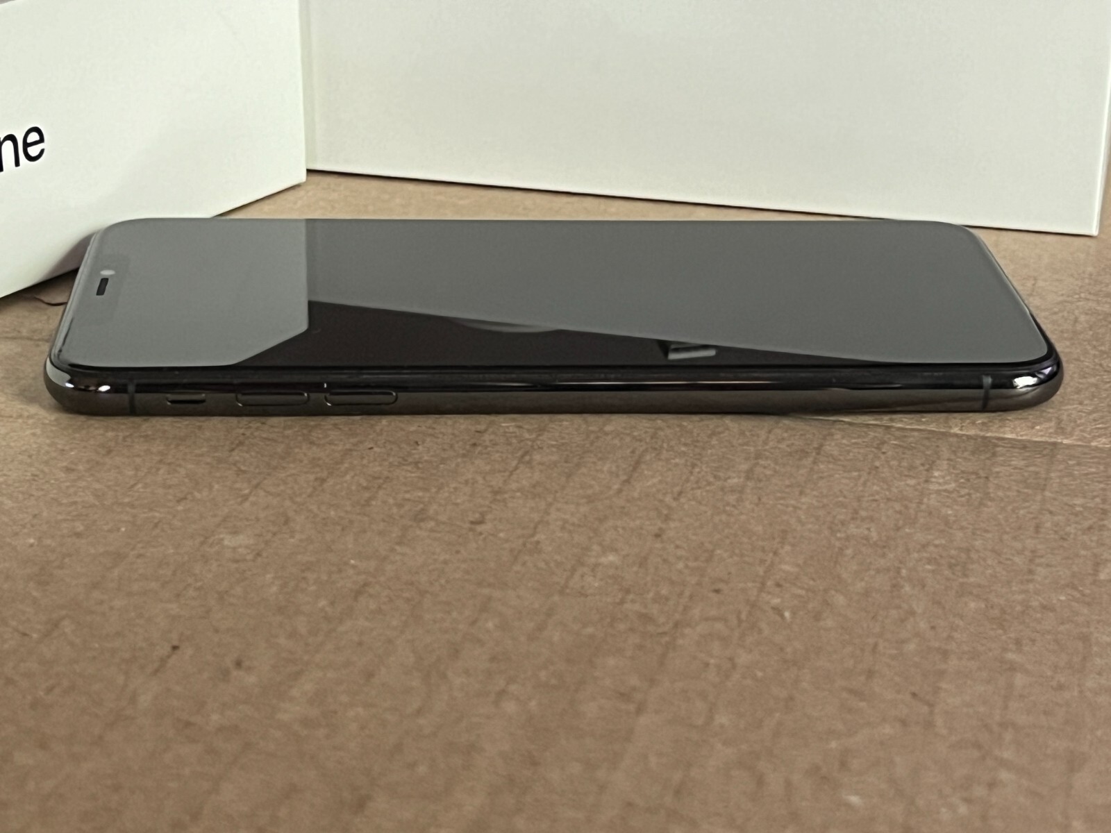 Apple iPhone XS Max – 64GB – Space Gray (Unlocked) A1921 (CDMA + GSM) READ