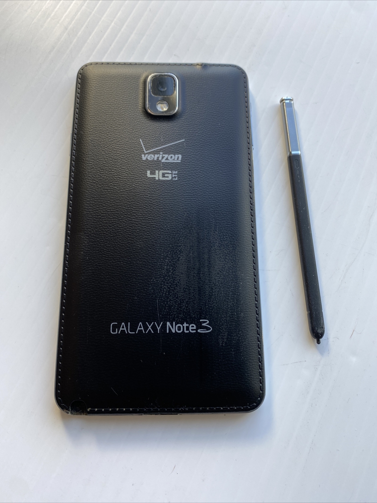 Samsung Galaxy Note 3 Verizon N900V 32GB Black Cracked Screen For Parts