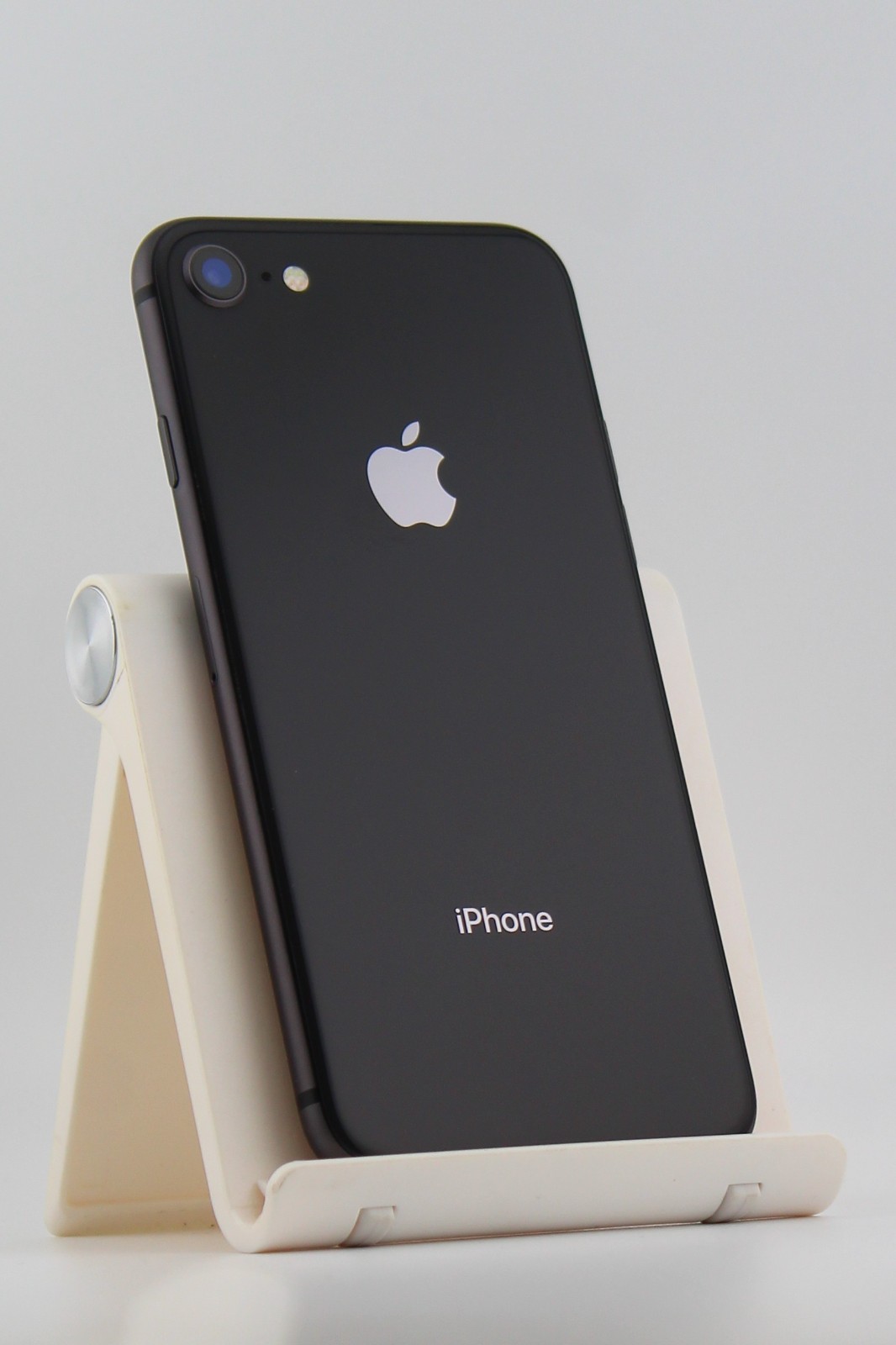 Good Condition – Apple iPhone 8 64GB Black (AT&T ONLY) – Free Shipping