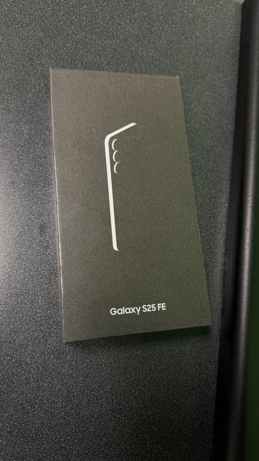 Samsung Galaxy S25 FE – Jet Black – For Cricket Wireless – Brand New Sealed