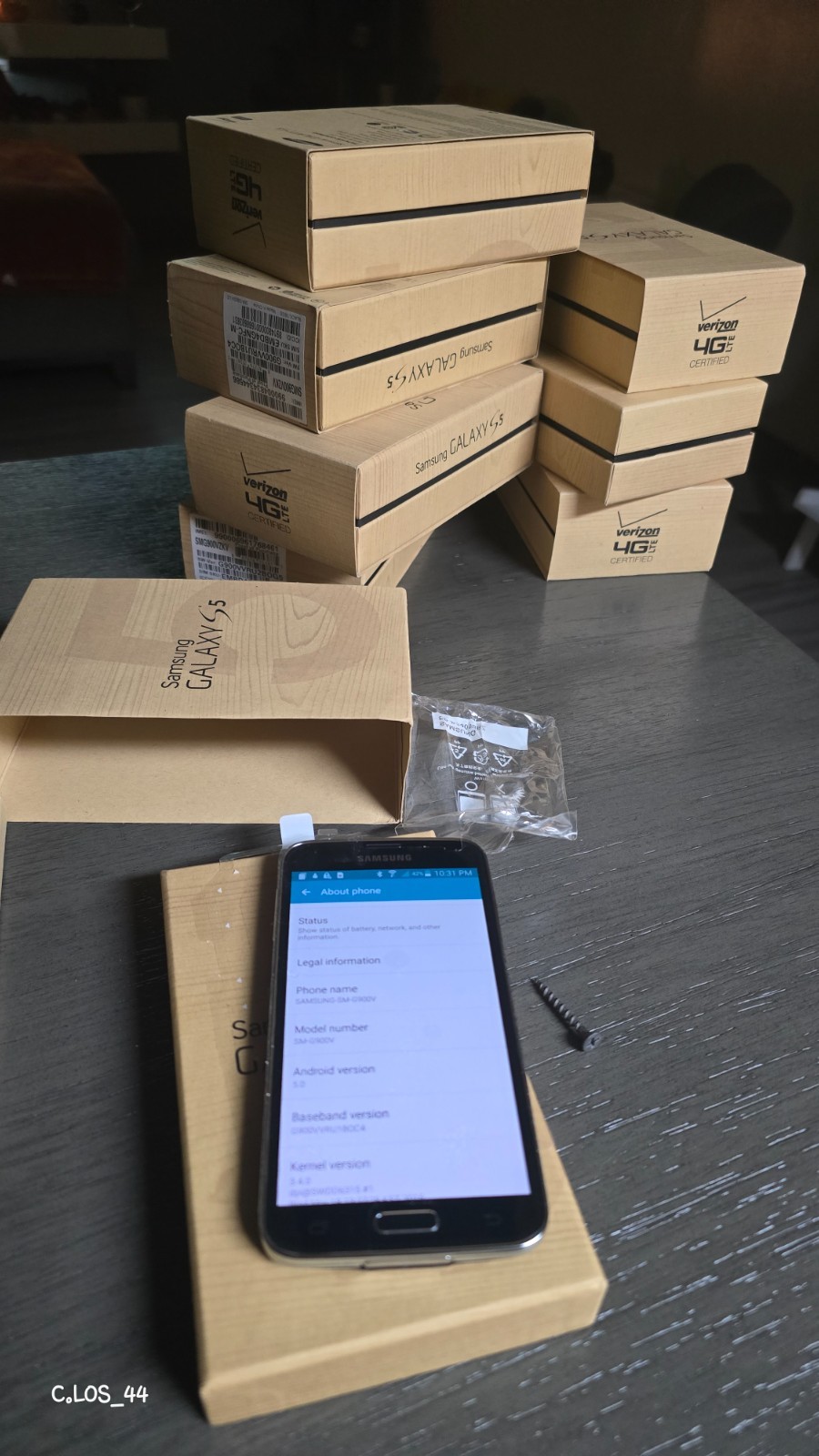 Samsung SM-G900V Galaxy S5 Verizon/Unlocked Phone Water-Resistant GOOD
