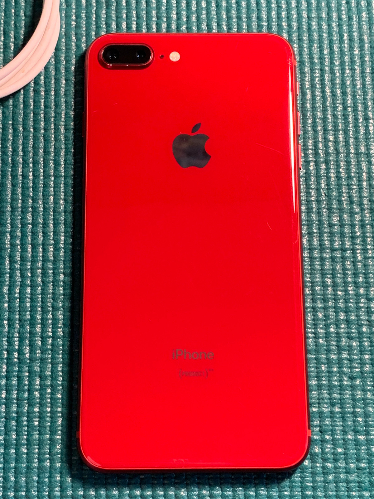 Apple iPhone 8 Plus – 64GB – Red unlocked A1897 (GSM)
