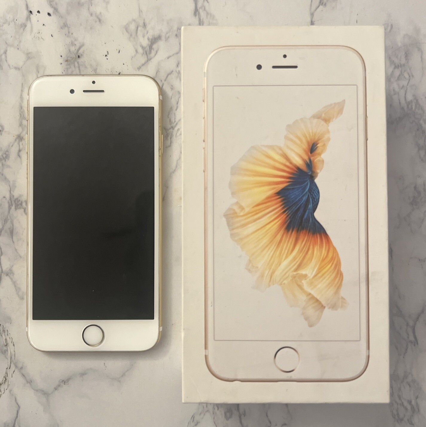 Apple iPhone 6s – 64GB – Gold Unlocked A1633 CDMA + GSM