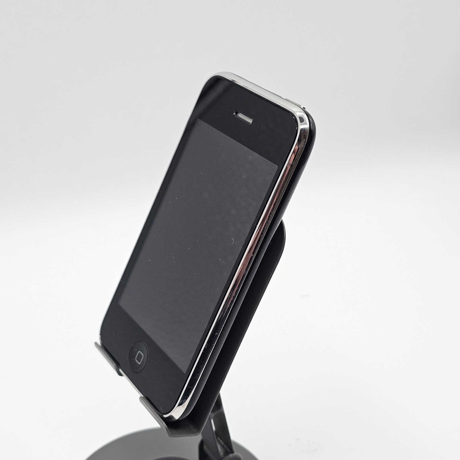 Apple iPhone 3GS – 8GB – AT&T – MC640LL/A A1303 – Black