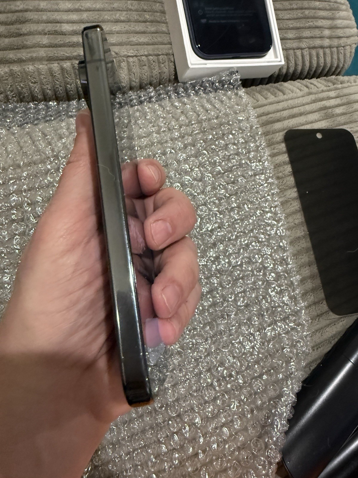 Google Pixel 10 Pro Obsidian 256GB-FACTORY UNLOCKED-For Parts Read Description