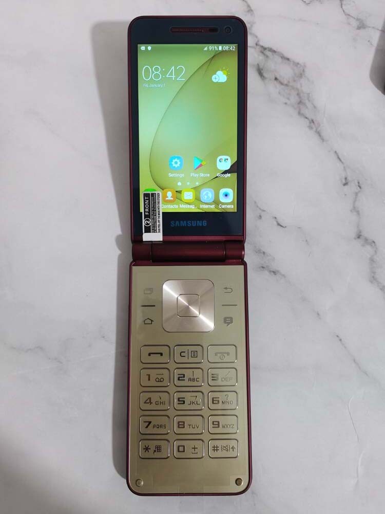 SM-G1600 Samsung Galaxy Folder 16GB Android Factory Unlocked Flip Smartphone