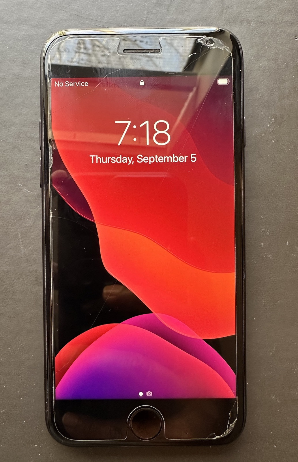Apple iPhone 7 128GB Silver (Unlocked) A1660 – Free Shipping