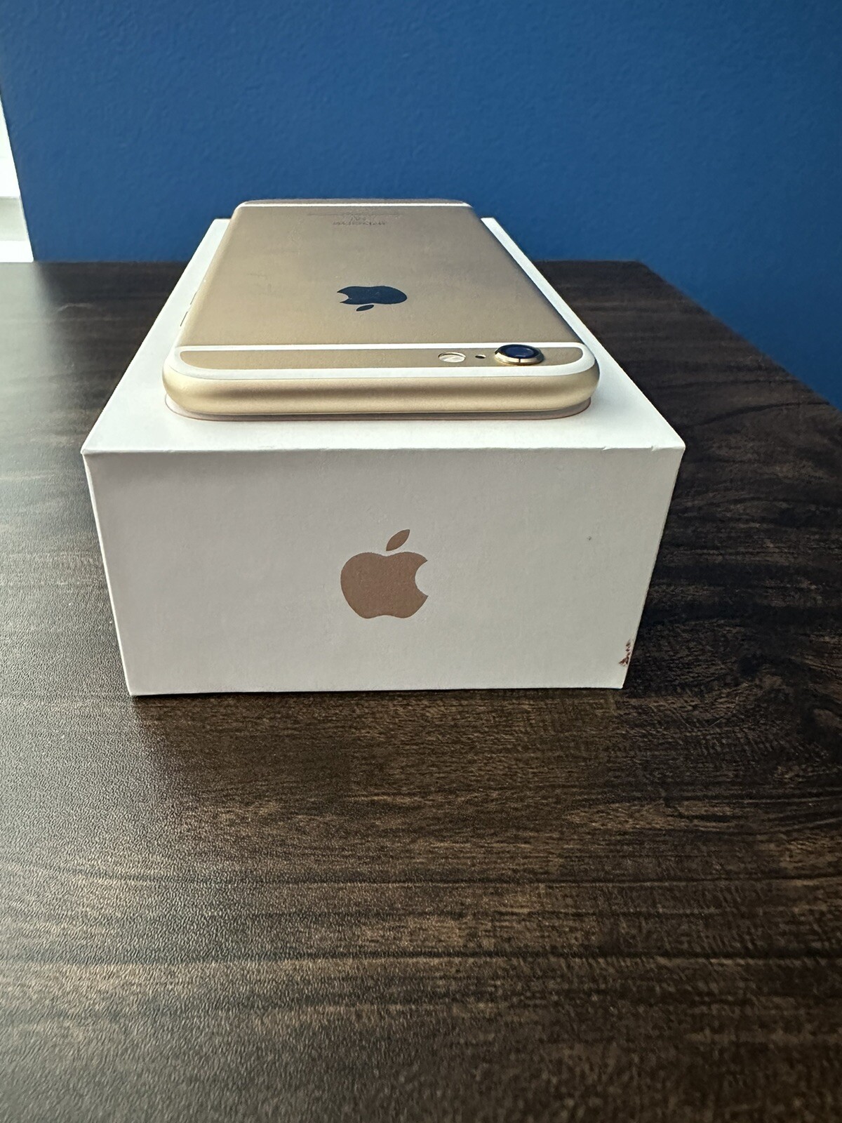 Apple iPhone 6s 16GB Gold Unlocked A1688 (CDMA + GSM) – Excellent Shape! W/ Box