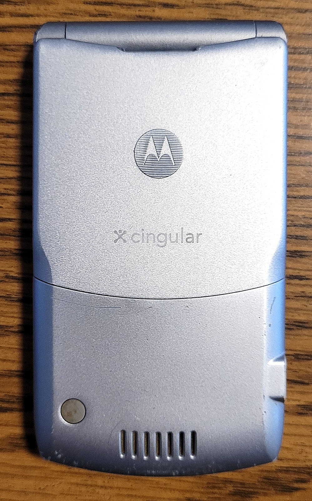 Motorola RAZR / Razor V3 – Silver ( Cingular / Unlocked ) Rare GSM Flip Phone