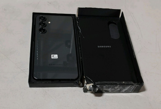 Samsung Galaxy S24 FE – 128 GB – Graphite (Unlocked) *CHECK PHOTOS/DESCRIPTION*