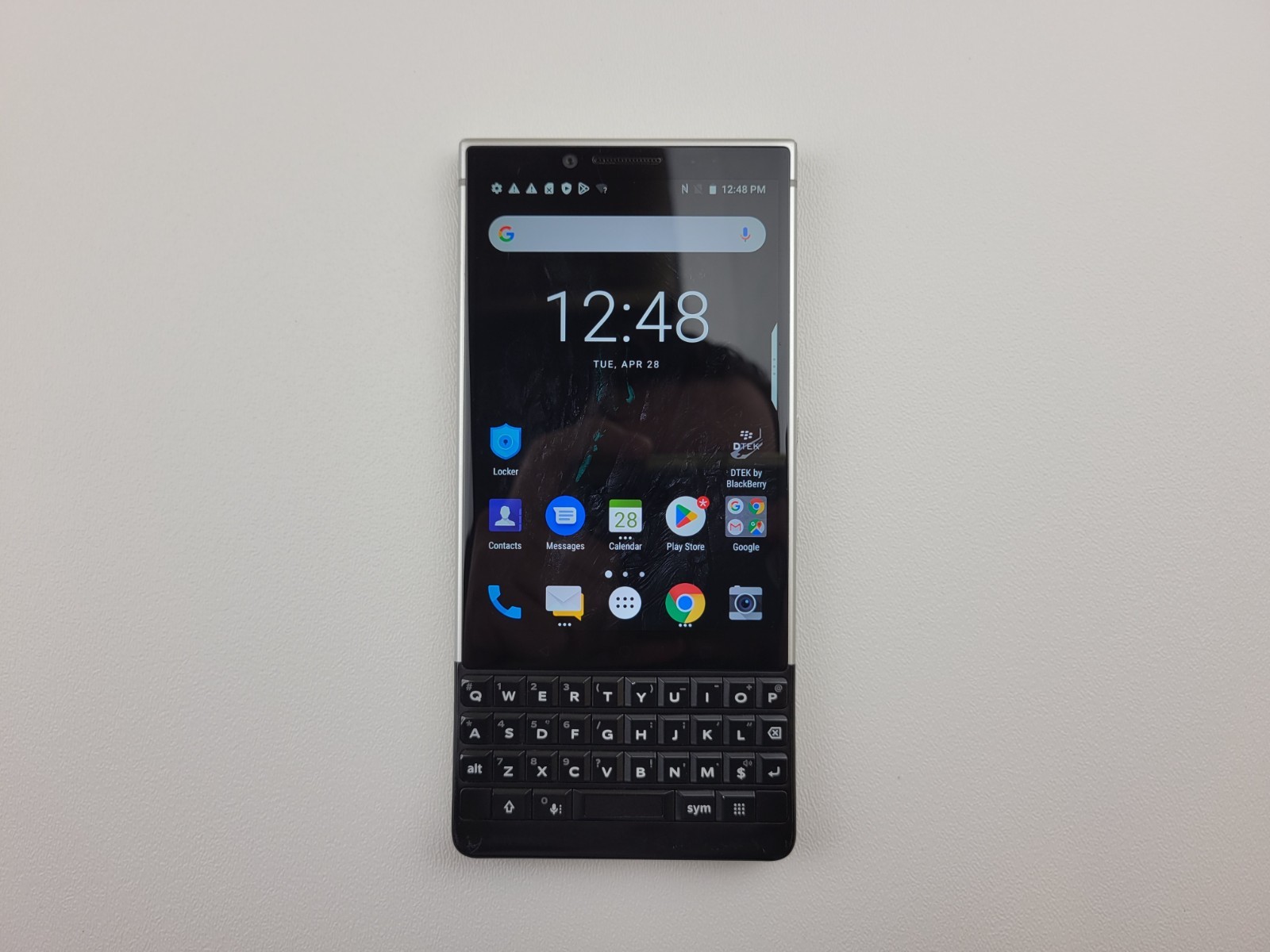 BlackBerry Key2 (BBF100-2) 64GB – Silver (GSM Unlocked) – POOR CONDITION – H7073