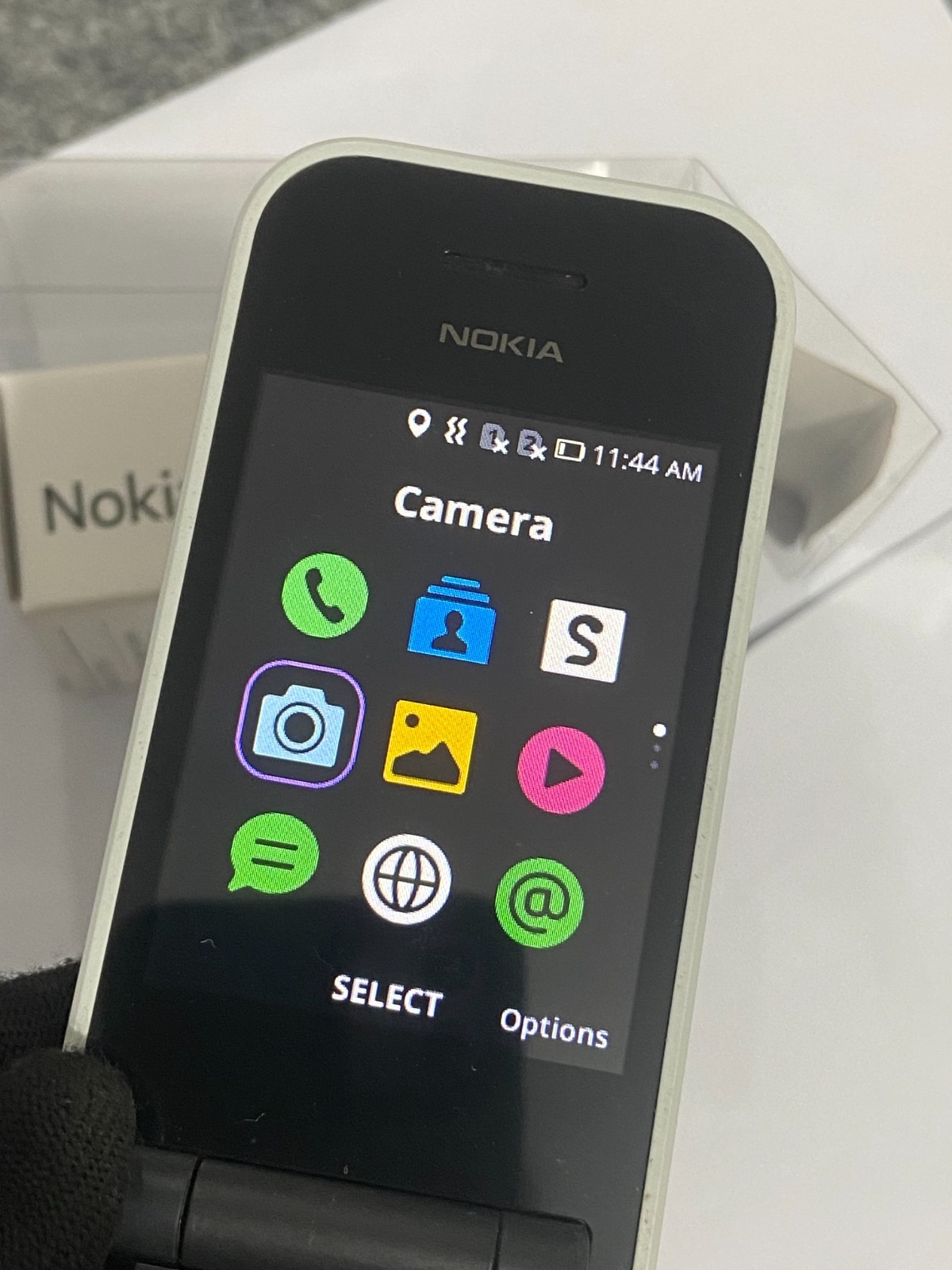 Nokia 2720 Flip (2019) 4G KaiOS Unlocked 2MP Camera 2.8″ Tested Smartphone